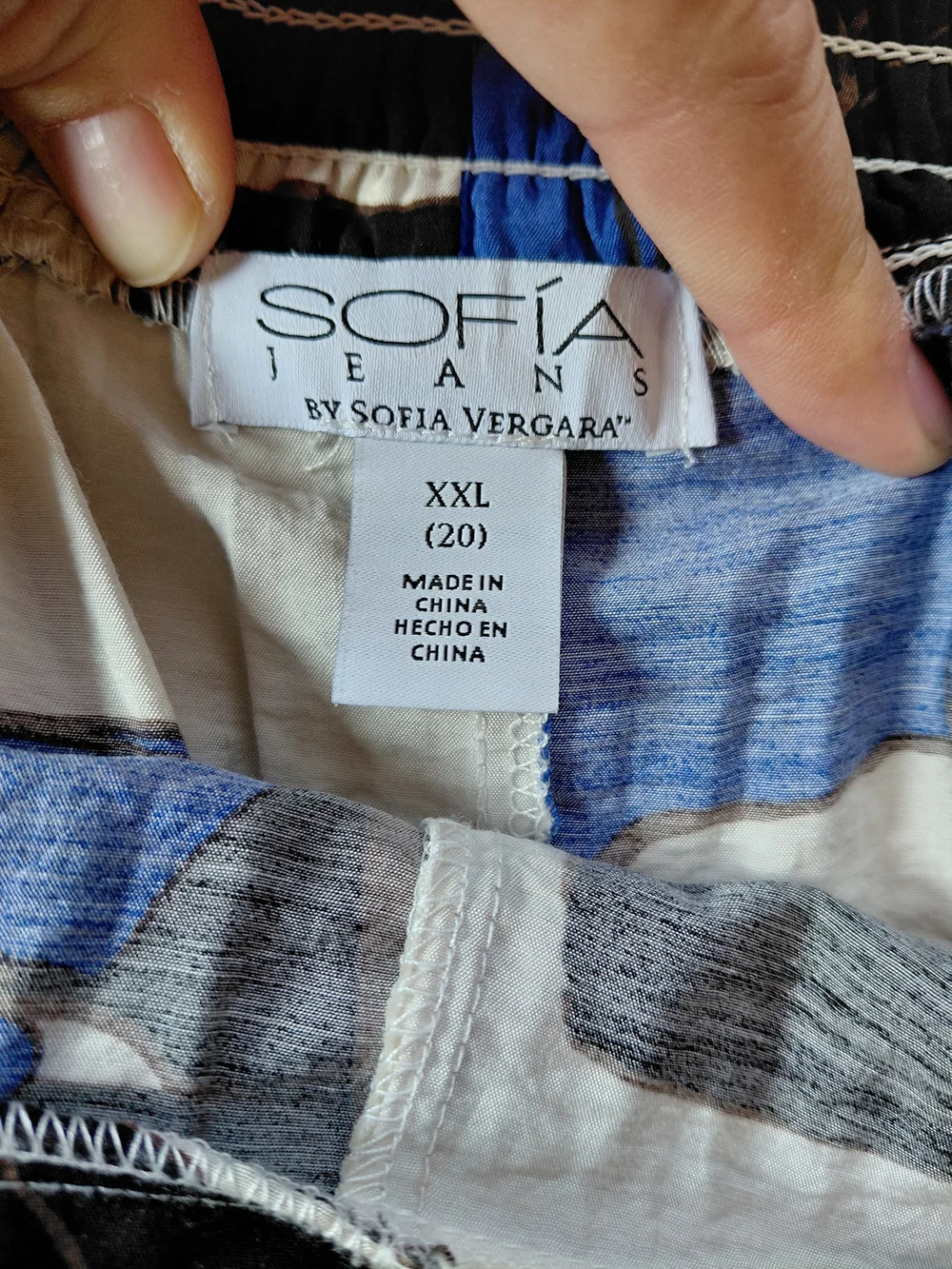 Sofia By Sofia Vergara Wide-Leg Floral Print Pants in Blue & Cream Tropical Pant - Picture 11 of 15